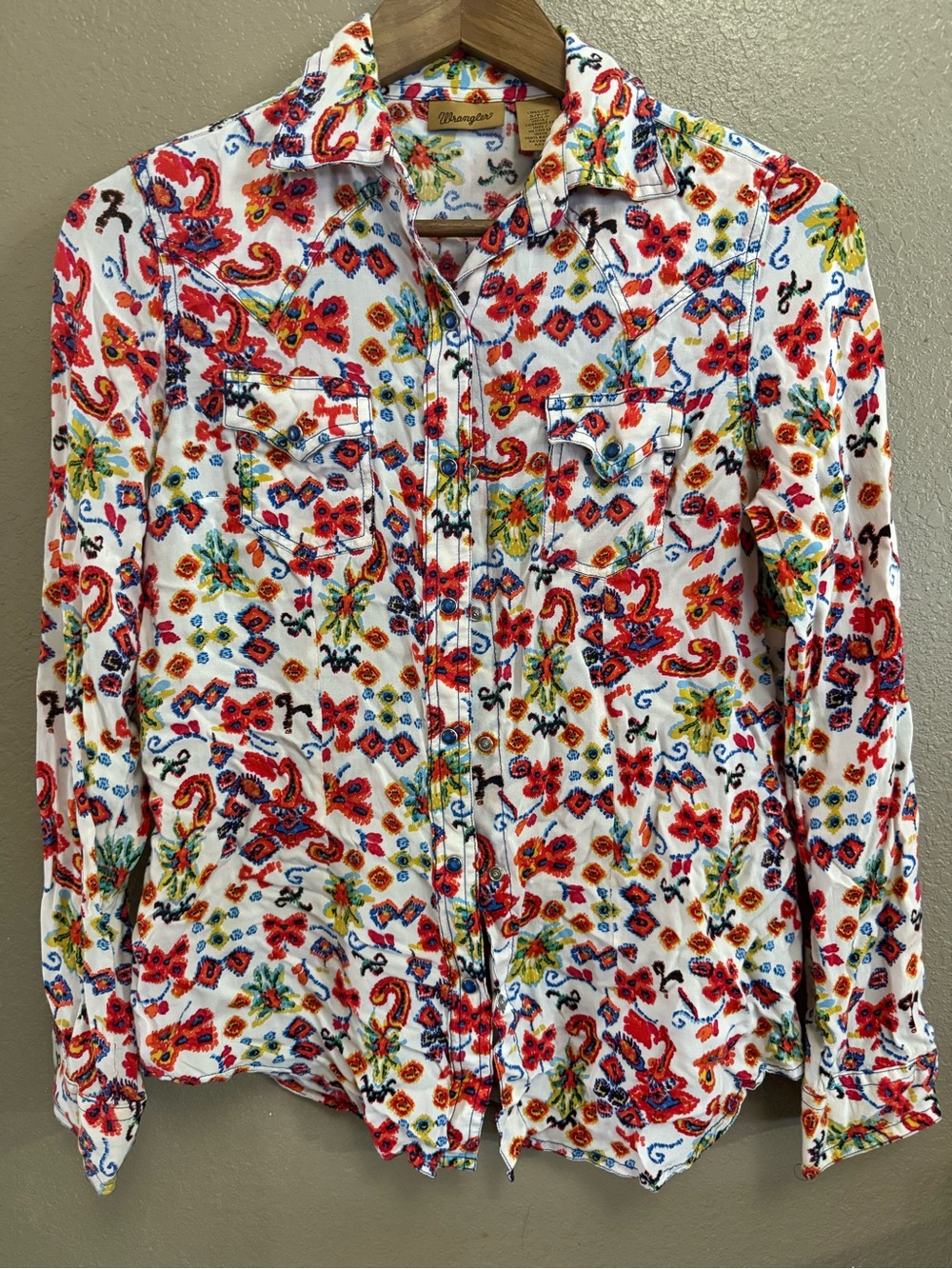 Wrangler White Button-Down Shirt with Red Floral Paisley Print